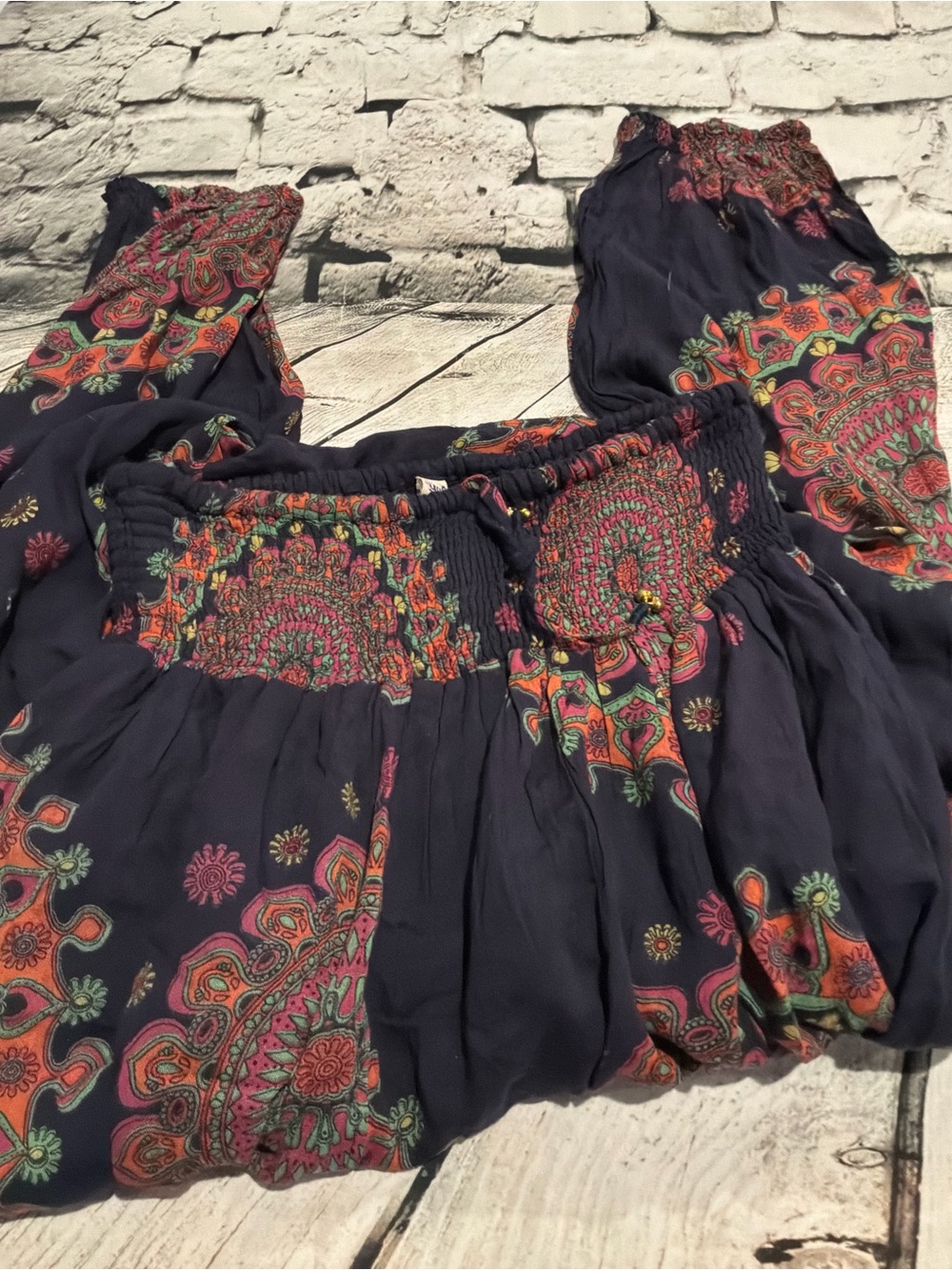 Harem pant NWT ,accent bells at waist